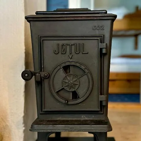 Large Xc In Out & Lovely View